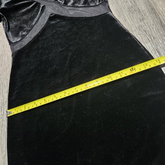 Black velvet and mesh cutout bodycon long-sleeved mini dress from Noisy May - Picture 12 of 16